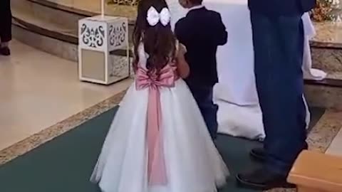 When the wedding photographer takes a fall before the bride arrives 😳📸💐