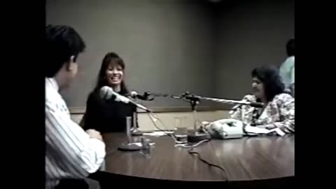 Entrevista Completa a Selena en Mexico (Nov 1994) - Estrellas W