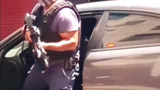 Chaos breaks out in front of California immigration court