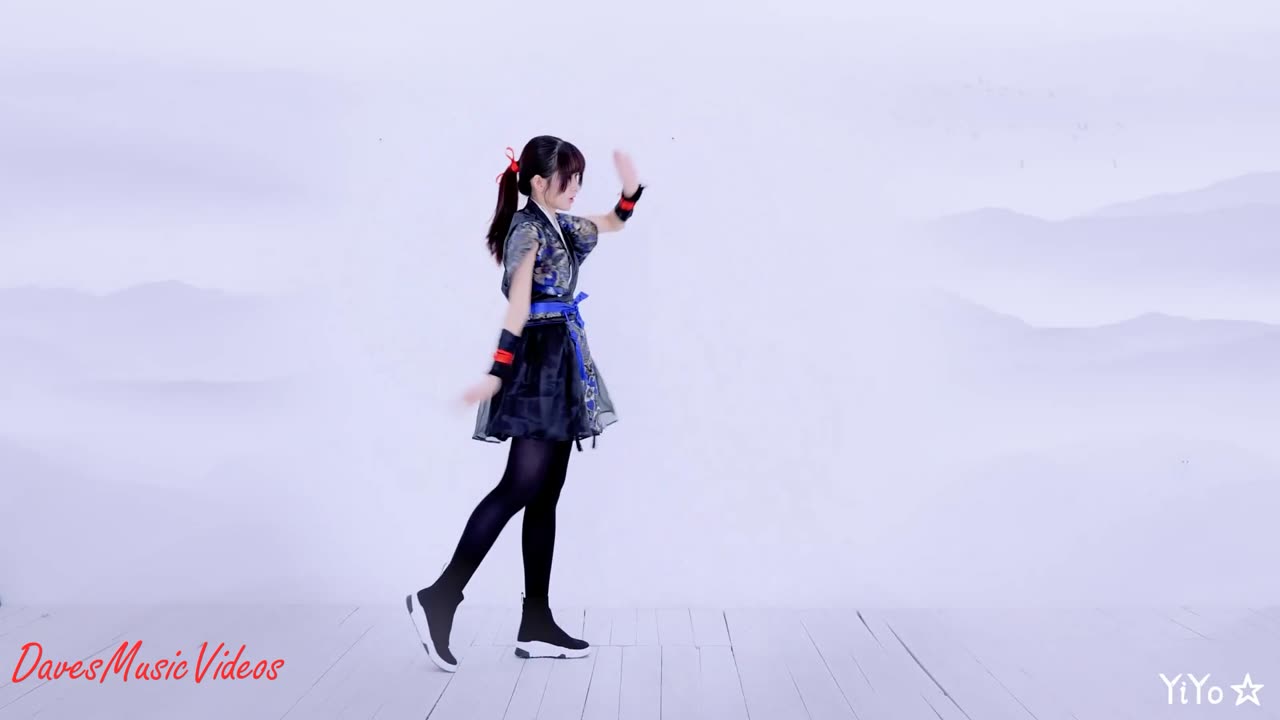 Bob Dylan & Bette Midler. Buckets / Nuggets Of Rain