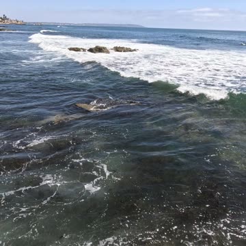 Chill Waves Looking South - Pacific living up to its name. #waves #ocean #coastal