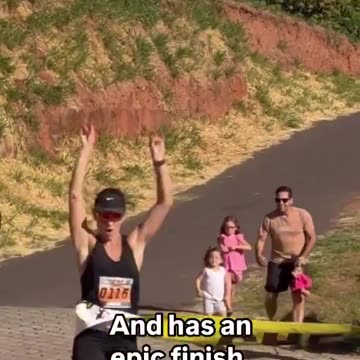 Mom ignores a whole family just to finish a sub 1.41 half marathon 😕 selfish?