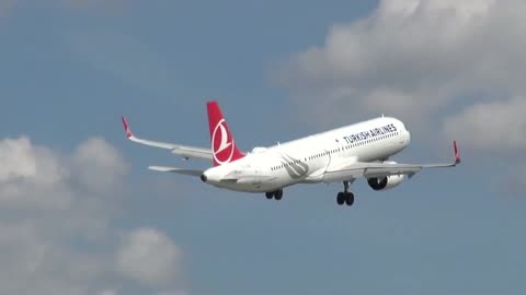 The video shows an incident that occurred with an Airbus A321neo of Turkish Airlines