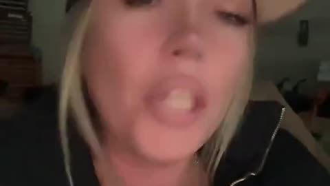 🚨🔥💥Tampon Tim upset that people are driving by his home, yelling retard…