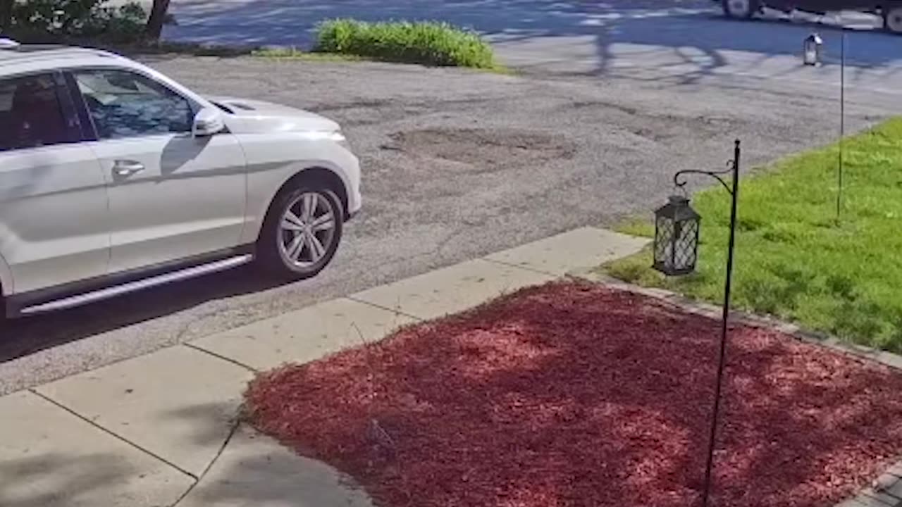 TRUCK EXPLOISON