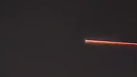 Stunning footage shows SpaceX Dragon streaking over Burbank, California at 8