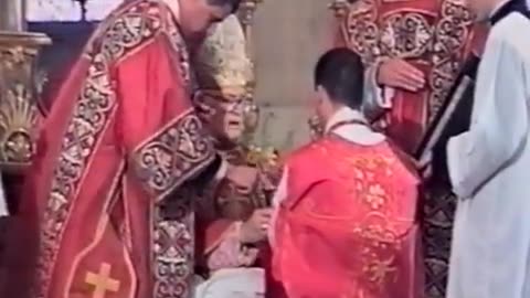 Ordenações sacerdotais na Abadia Beneditina de Fontgombault (1996)