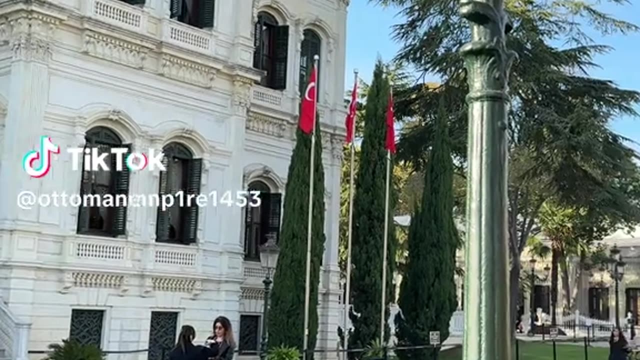Dolmabahçe Palace / dolmabahce palace of sultan abdul hamid ii
