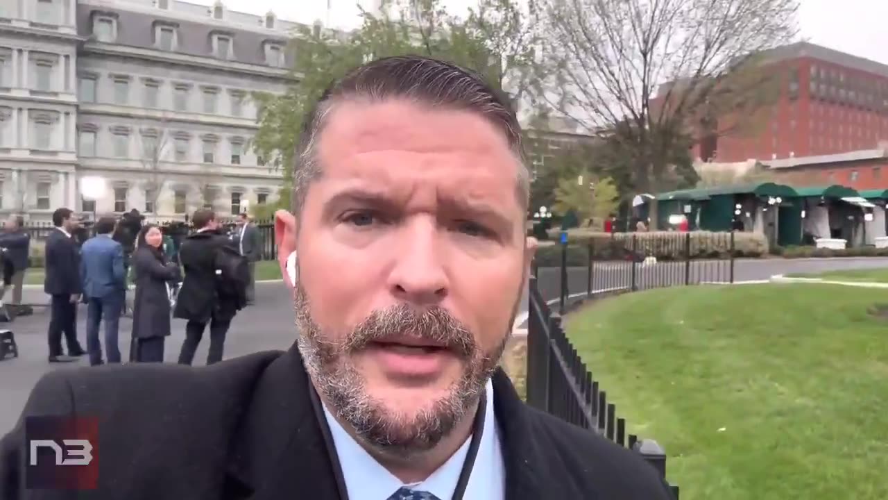 A suspicious package near the White House has prompted the deployment of a bomb squad.