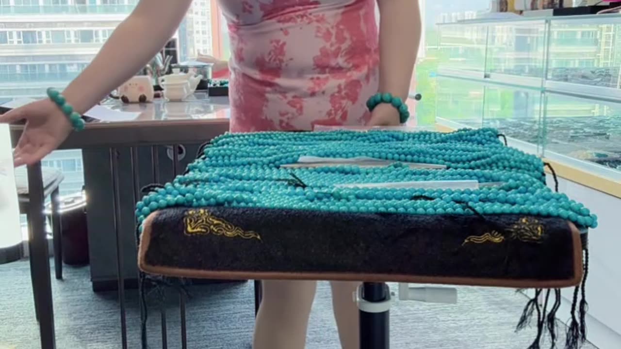 250522-8 Sleeping Beauty Turquoise Bead String: Flowing Glacier Blues Around the Neck