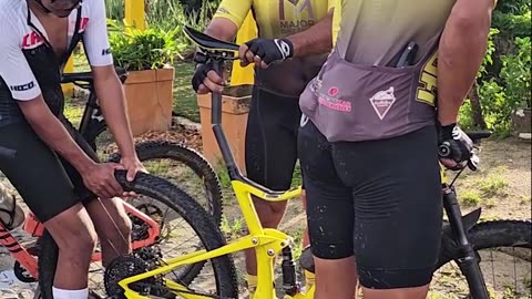 Bike's Carbon Component Broke