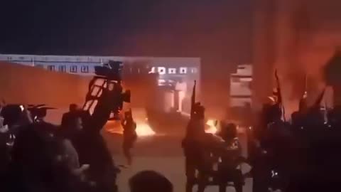 Major Iranian City of Malekshahi Falls to Rebels