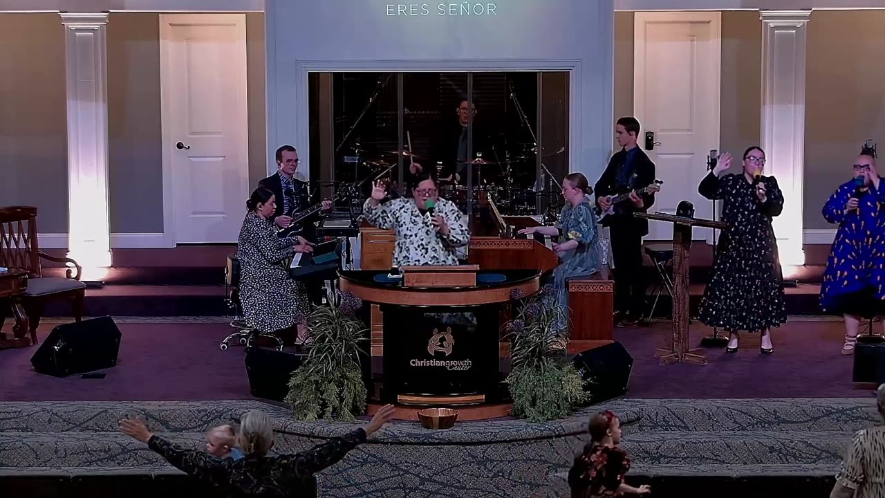 Servicio en Español | Hermano Jordan pound