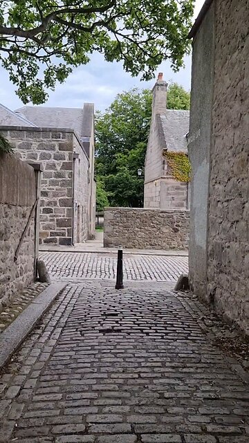 University of Aberdeen: 60 Seconds walking down Douglas Lane to New King's College - July 2025