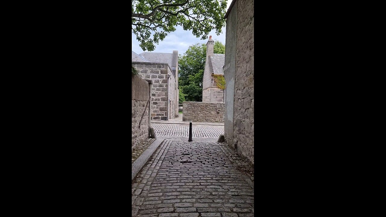 University of Aberdeen: 60 Seconds walking down Douglas Lane to New King's College - July 2025