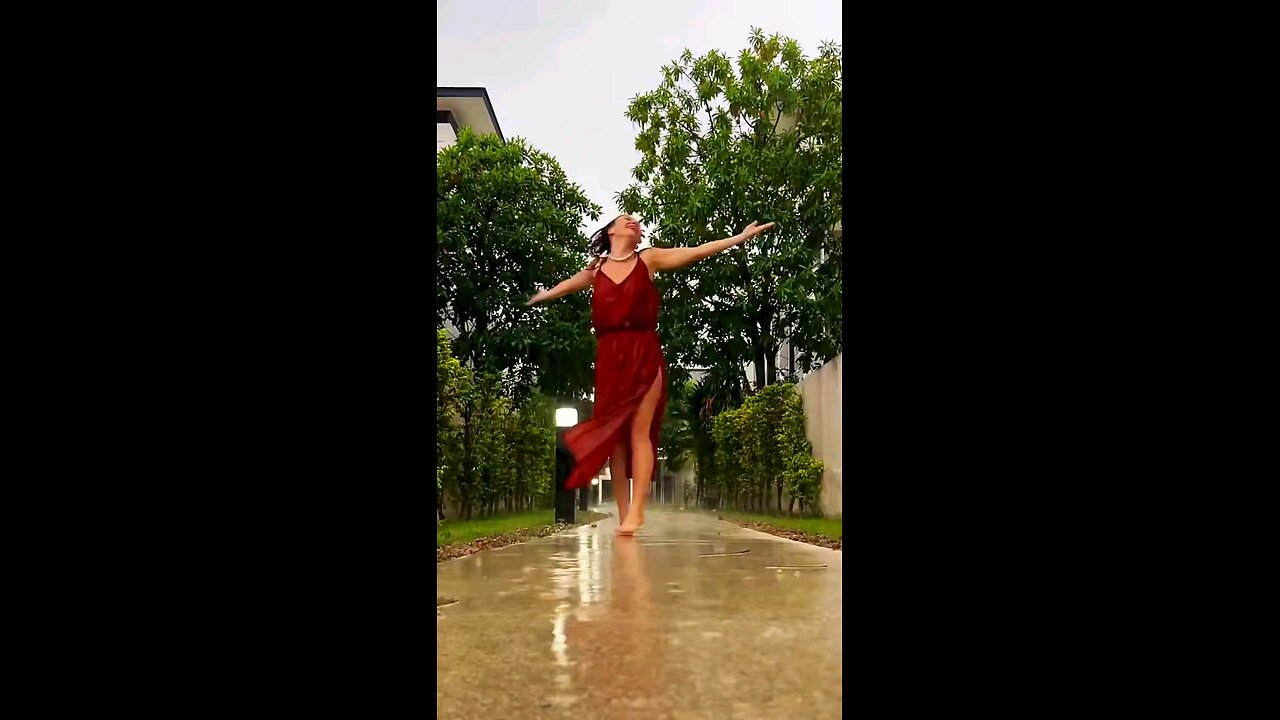 Rhythmic dance