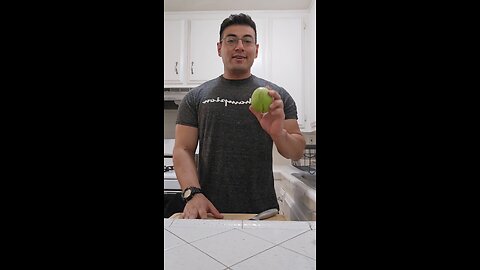 Chayote is kow calorie and It tastes good #chayote #mexicanfood #mexicanmarket #cooking #easystuff