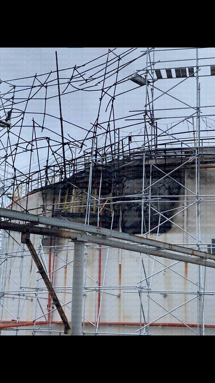 🔥 Syzran oil refinery, key unit ELOU-AVT-6 was hit and several tanks were significantly damaged.
