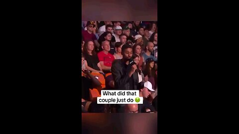nasty couple to the left😶‍🌫️🤮