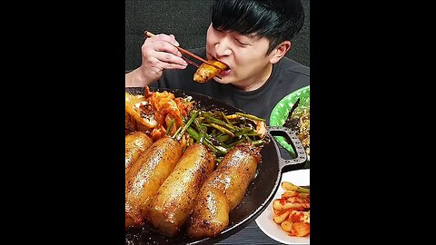 Korean beef intentines with kimchi