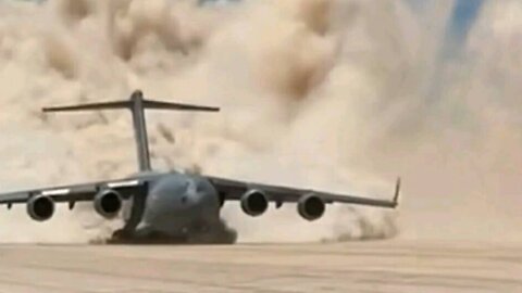 ⚠️ C-17 Globemaster’s Dangerous Takeoff! 💥 Extreme Power & Precision in Action ✈️🔥 #aviation