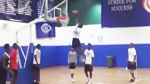 Shortest Person To Dunk A Basketball (World Record)