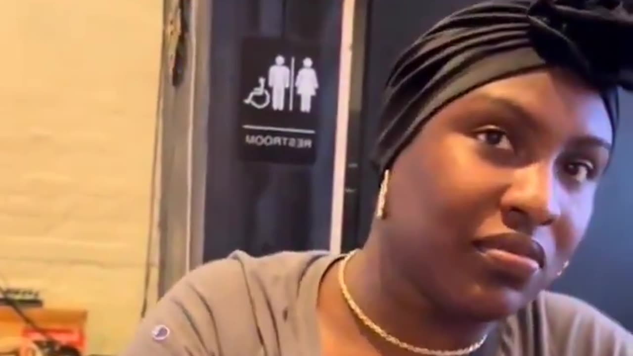 She orders a lobster and oyster lunch, but then says she doesn't have the money to pay.