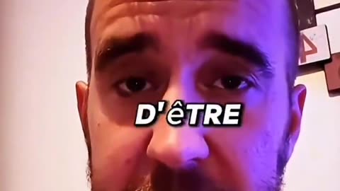 Ce patriote détruit une sale gauchiste, qui trouvait anormal d'aimer la France.