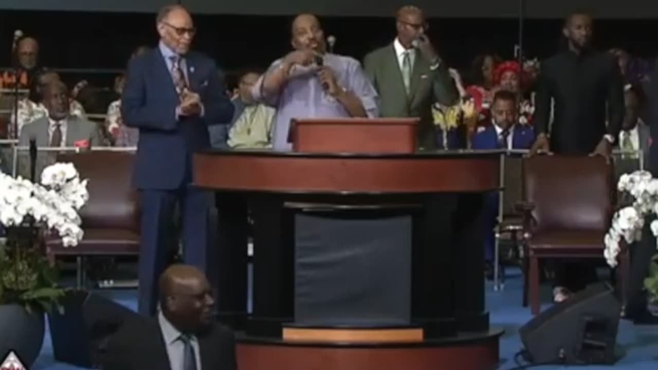 The Cult like behavior of Marvin Sapp