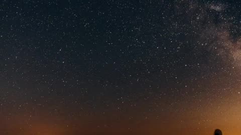 Stunning Night Sky Time-Lapse – Milky Way Magic 🌌✨