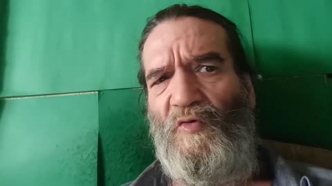 Elegidos, servidores, y censura