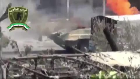 Syiran War 1 BMP-1 destroyed by rebels in Harasta, Damascus 2013.06.13