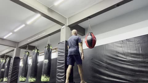 Vacation in Mauritius 🇲🇺 . Shape Sports Club Grand Baie. Jump Back Fist. June 27, 2025