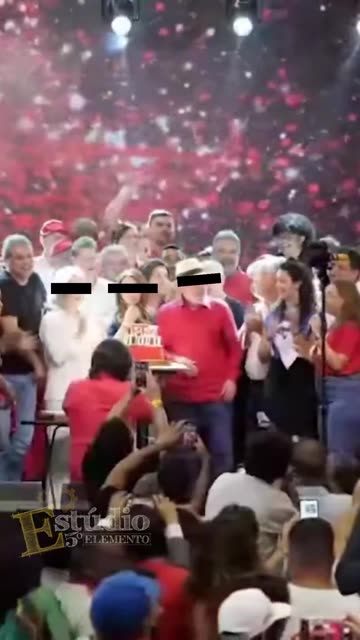 No país onde o povo conta moedas pro feijão e a cesta básica explode em 17 capitais, o Planalto faz a festa. Gastos bilionários em mordomias e propaganda. Enquanto o povo sofre pra ter o mínimo, os bancos brindam o sucesso!