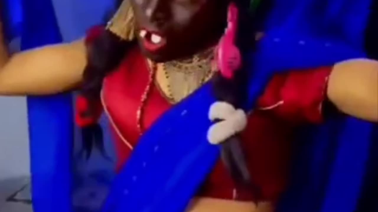 Tumhari aankhe pasand hai