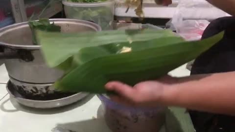 Pepes Fish Tutorial Part 2: Mixing Herbs and Spices