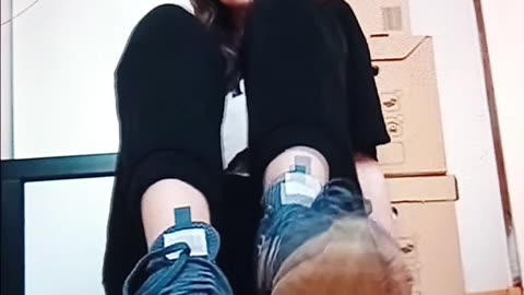 More feet love