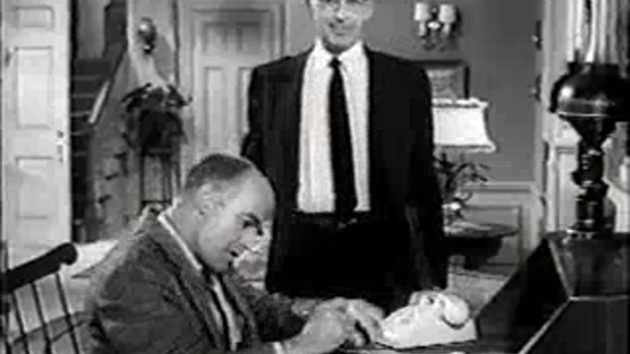 Fibber McGee and Molly (The Trailer) Season 1, Episode 1