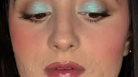 Must Watch: “YOUR MAKEUP LOOKS BAD” READ BELOW! ❤️ #beautytips #makeuptutorial #