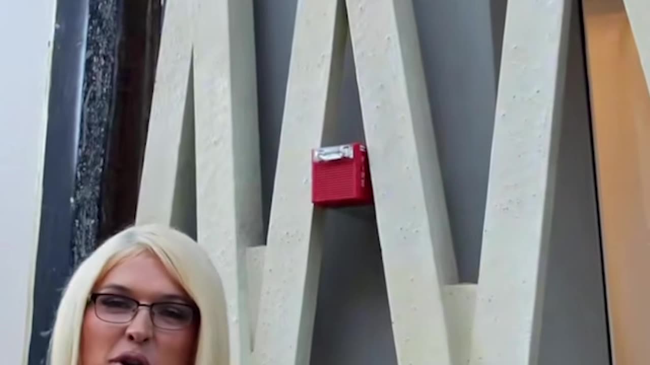 Dude Looks Like A Lady