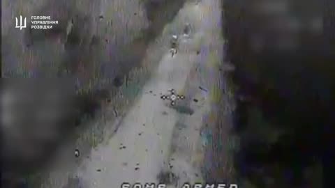 Ukrainian GRU Drones Hunting Russian Infantry in Sumy