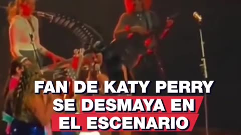 NIña McKenna DESMAYO REPENTINO concierto de KATY PERRY 🔥😈💉
			