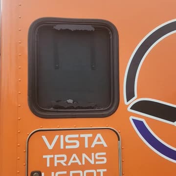 DAMAGE TO MY BRAND NEW TRUCK!!!!!! sleeper window broken out #ourtruckinglife #vista #atruckerslife