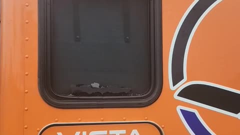 DAMAGE TO MY BRAND NEW TRUCK!!!!!! sleeper window broken out #ourtruckinglife #vista #atruckerslife