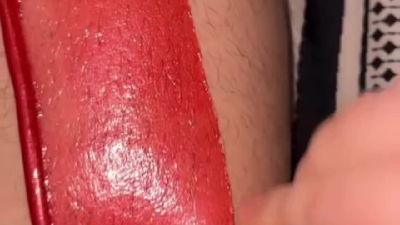 Leg Waxing Using Sexy Smooth Cherry Desire | @sammiejo0425