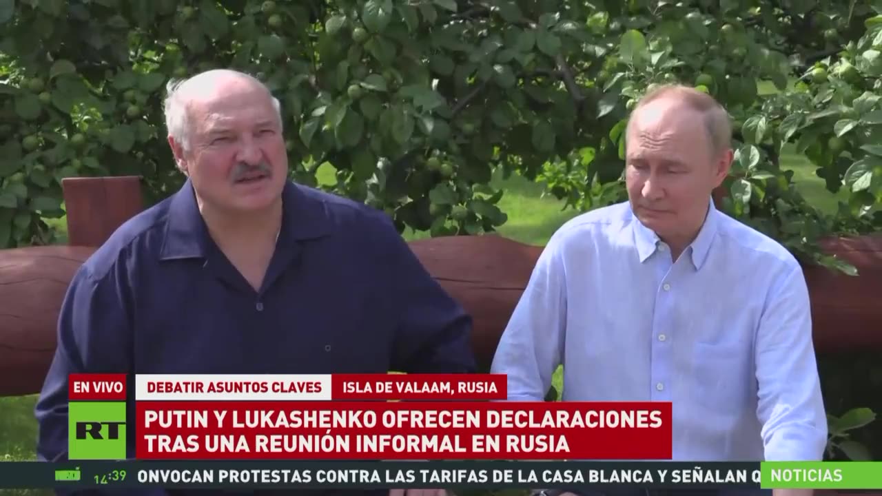 Putin y Lukashenko ofrecen declaraciones tras una reunión informal en Rusia