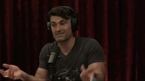 Black Holes Merge in Surprise - David Kipping and Joe Rogan #scientificdiscovery