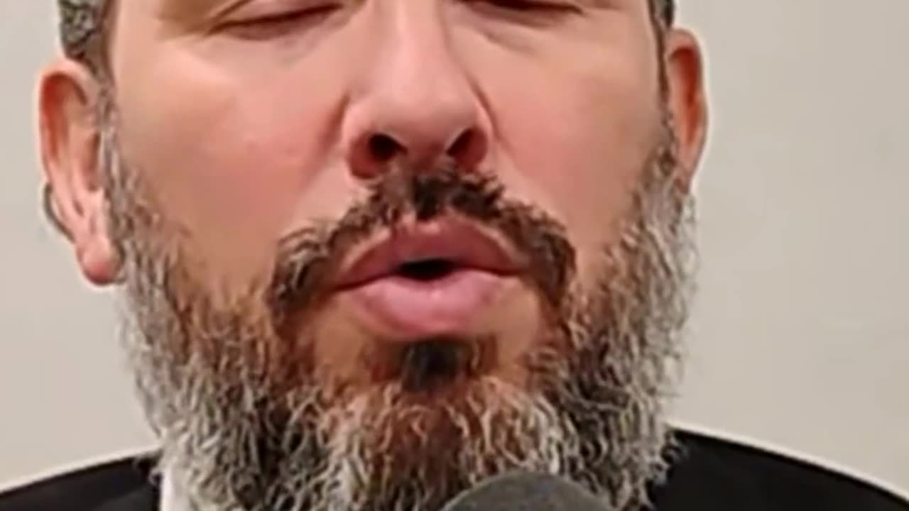 The Power of Manifesting Kindness and Giving [Rabbi Aryeh Wolbe] #62