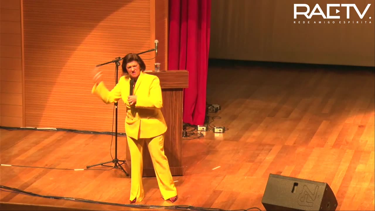 Palestra com Deusa Samu - VIII ENCONTRO ESPÍRITA DE INVERNO DE POÇOS DE CALDAS-MG