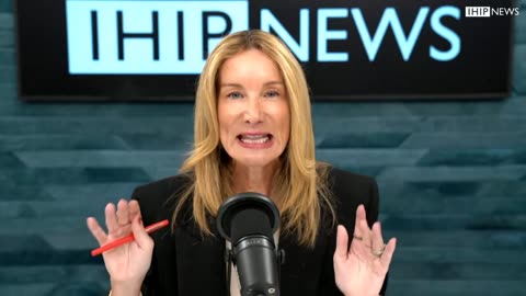 Trump PANICS Over Gay Remarks; MAGA Has HILARIOUS Meltdown Over South Park!!